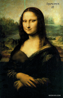 Mona Lisa flashing!