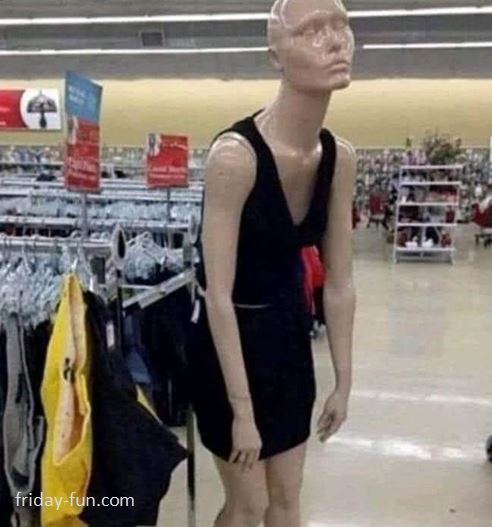 Loving the new "teenager" mannequins! 😀